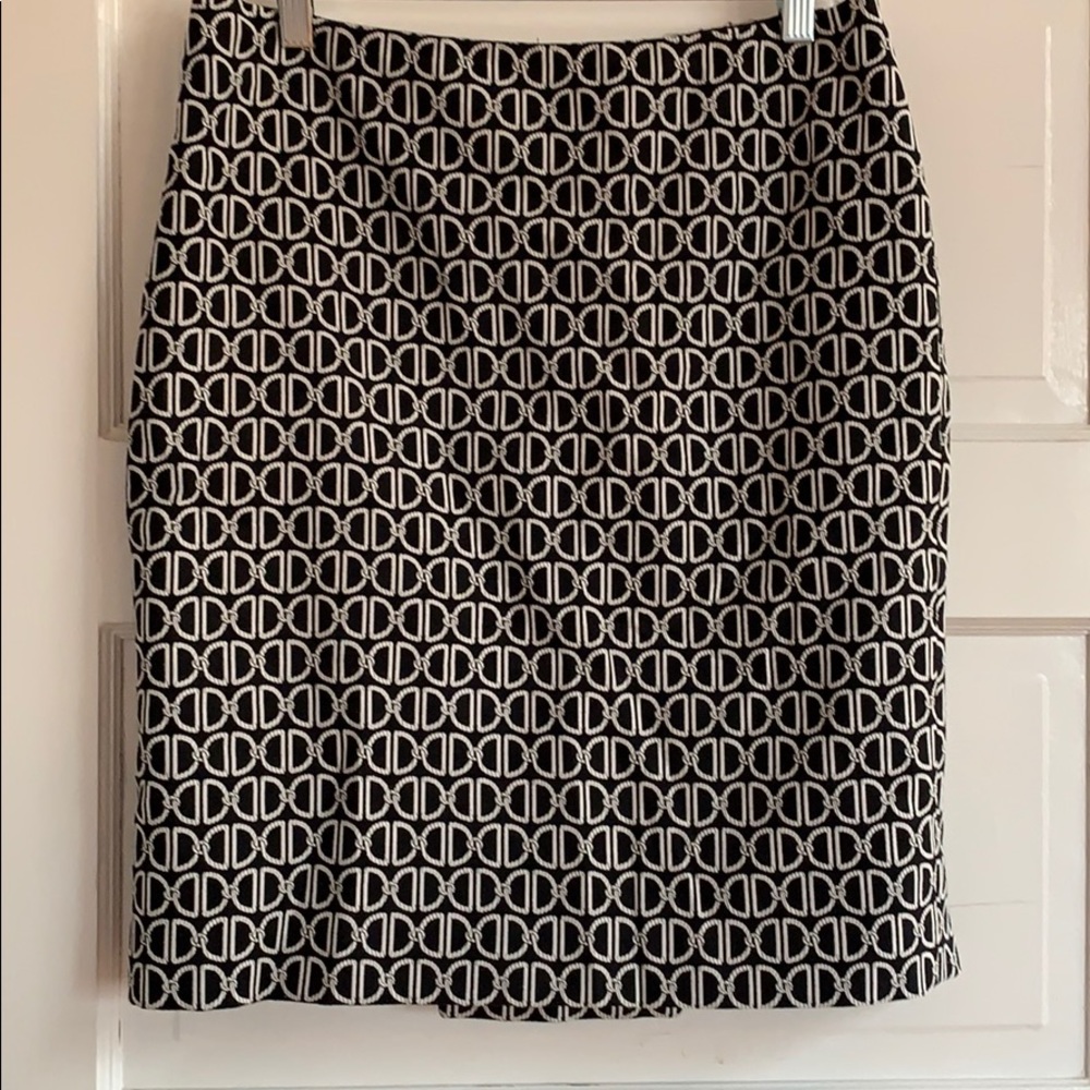 White House Black Market Skirt